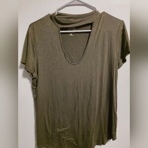 Soho Olive Short Sleeve Women's Tee